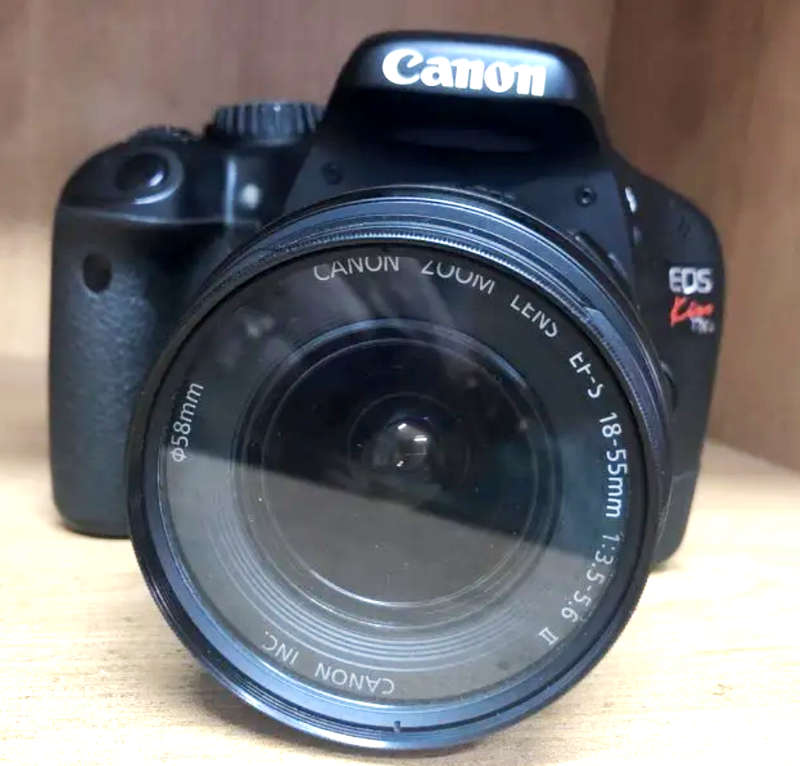 Canon EOS Kiss x4 [CANON 550D EQUIVALENT] Digital DSLR Camera Kit with 18-55mm Lens